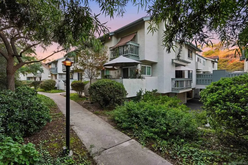 6939 Park Mesa 114, San Diego, CA — listing photo 1