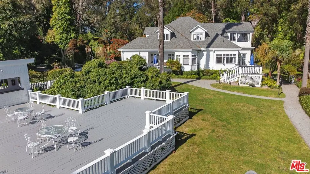 Residential Income for sale at 620 El Salto Drive, Capitola, CA featuring 11 beds and 9 baths