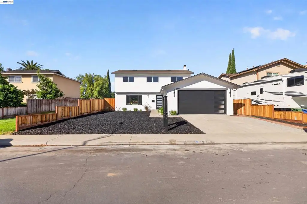 Single Family Residence for sale at 5 Greentree Cir, Milpitas, CA featuring 4 beds and 3 baths