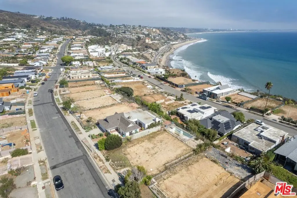 18414 Wakecrest Drive, Malibu, CA — listing photo 1