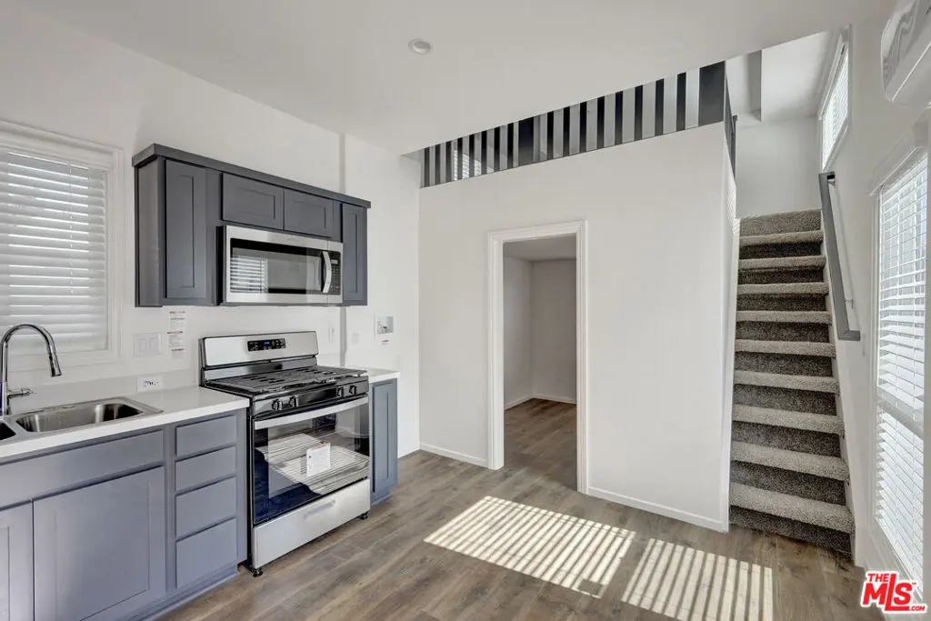 17650 Grand Avenue 206, Lake Elsinore, CA — listing photo 1
