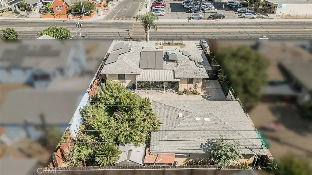 Single Family Residence for sale at 4704 E Tulare, Fresno, CA featuring 3 beds and 2 baths