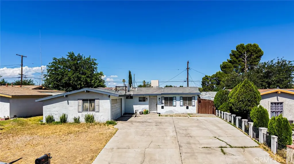 14378 Mojave, Victorville, CA — listing photo 1