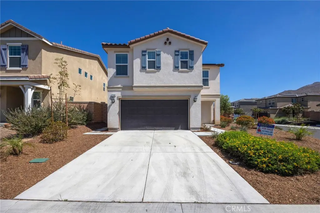 Residential Lease for rent at 7726 Terra Manor, Riverside, Riverside County, CA featuring 4 beds and 3 baths
