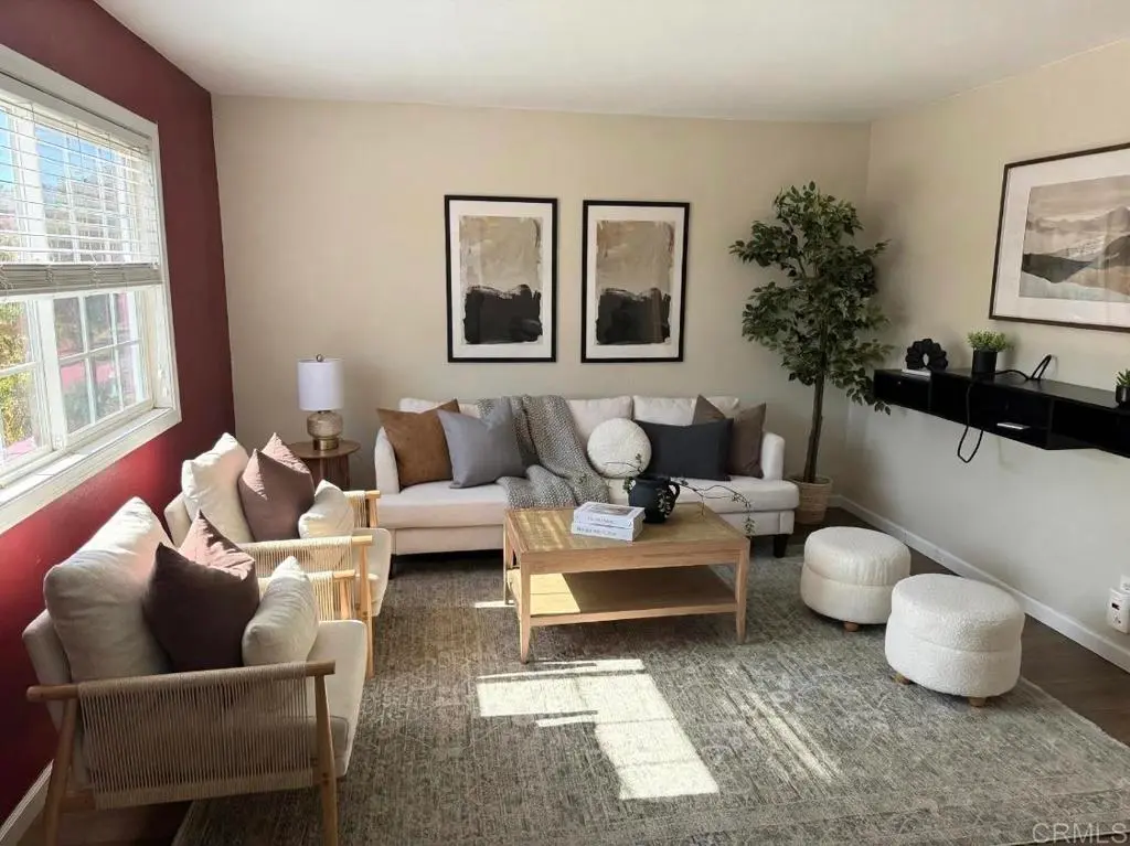 Duplex for sale at 4658 Calle del Palo, Oceanside, CA featuring 2 beds and 1 bath