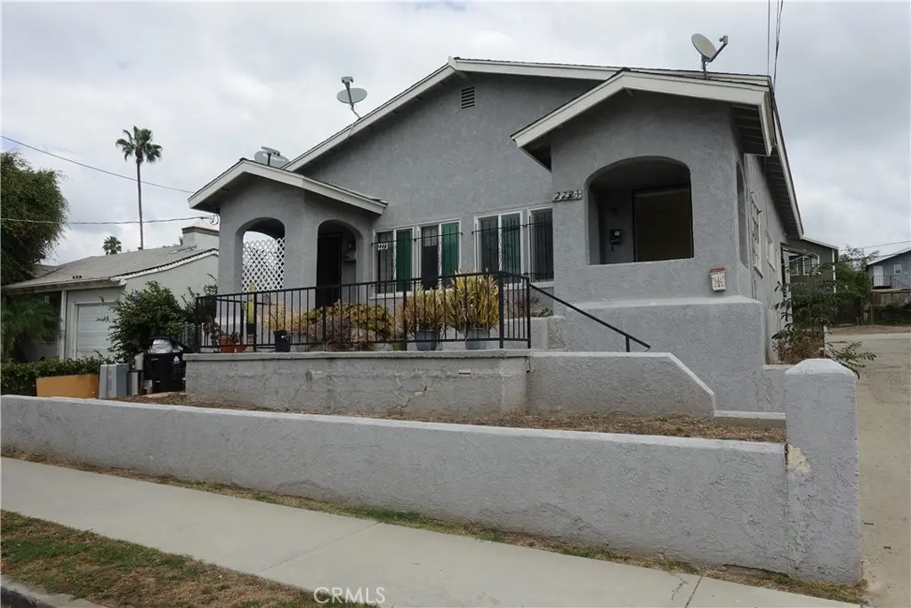 2221 Elsinore, Los Angeles, CA — listing photo 1