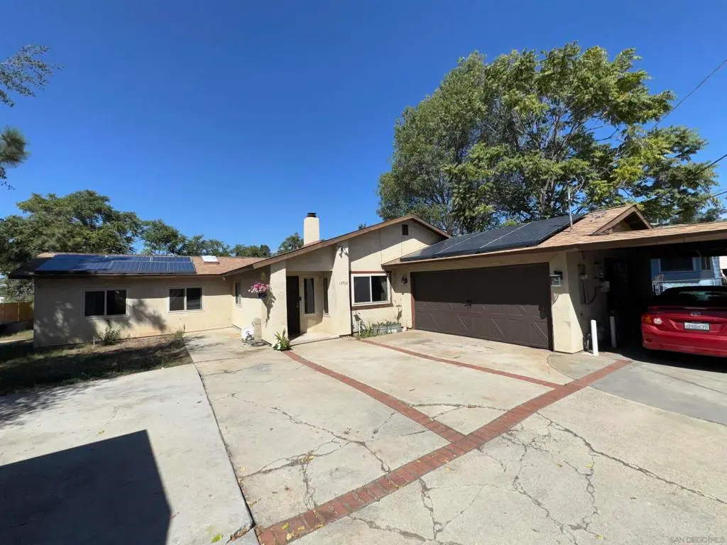 12706 Julian Ave, Lakeside, CA — listing photo 1