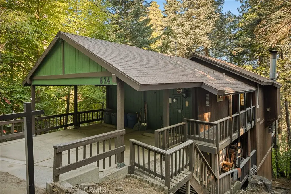 824 Oakmont Lane, Lake Arrowhead, CA — listing photo 1