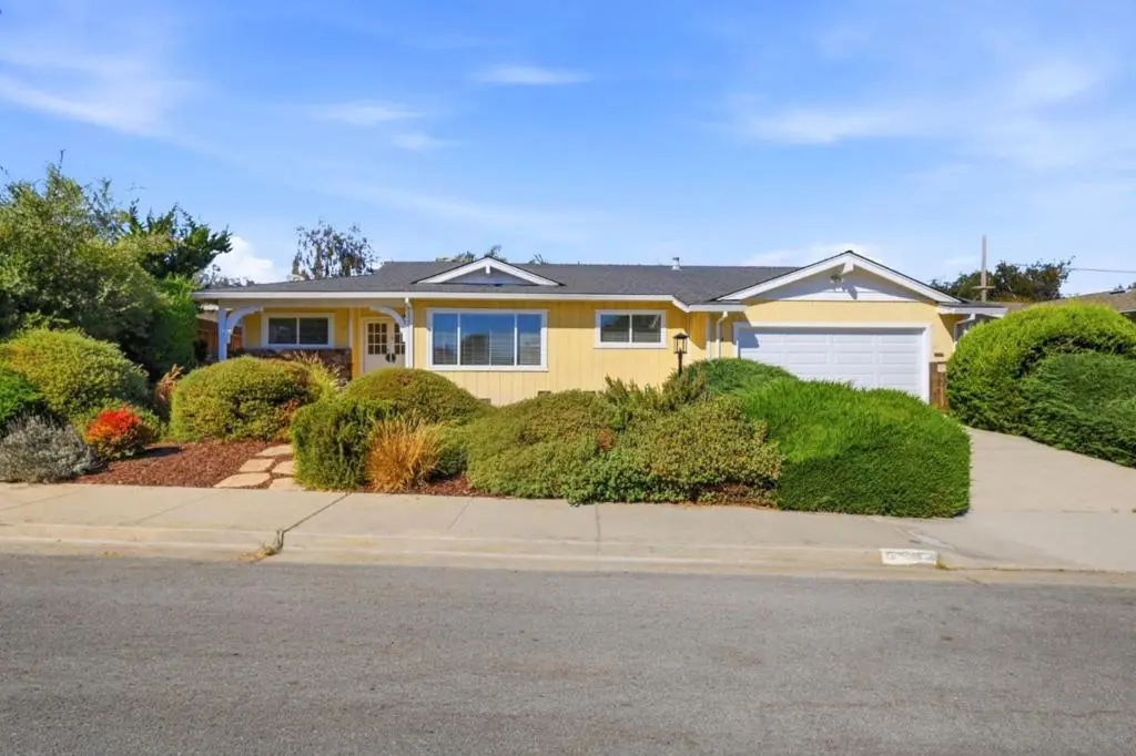 131 Woodcrest Place, Santa Cruz, CA — listing photo 1