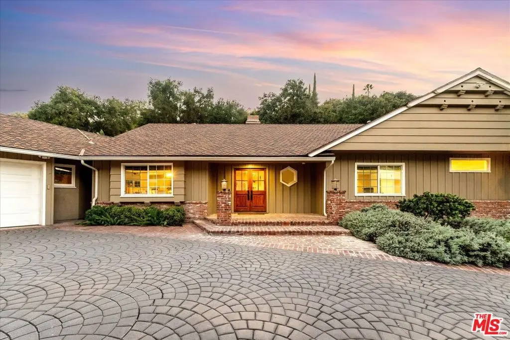 3741 Royal Woods Drive, Sherman Oaks, CA — listing photo 1