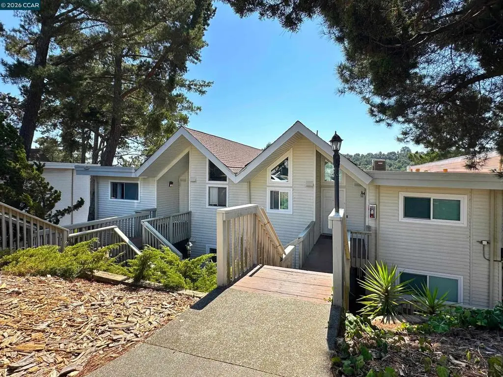 Condominium for sale at 1984 Ascot Dr C, Moraga, CA featuring 2 beds and 2 baths