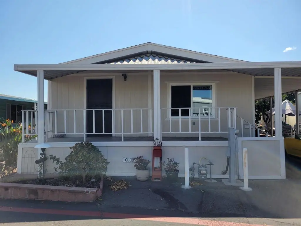 Single Family Residence for sale at 1515 E Capalina Rd SPC 42, San Marcos, CA featuring 2 beds and 2 baths