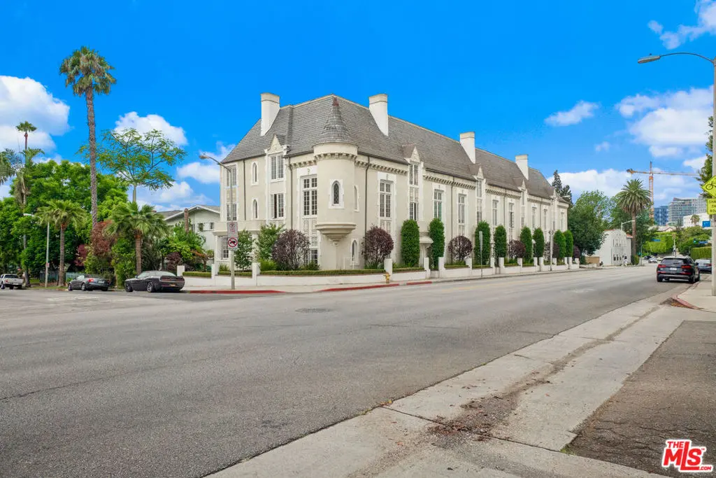 8262 Fountain Avenue B, West Hollywood, CA — listing photo 1