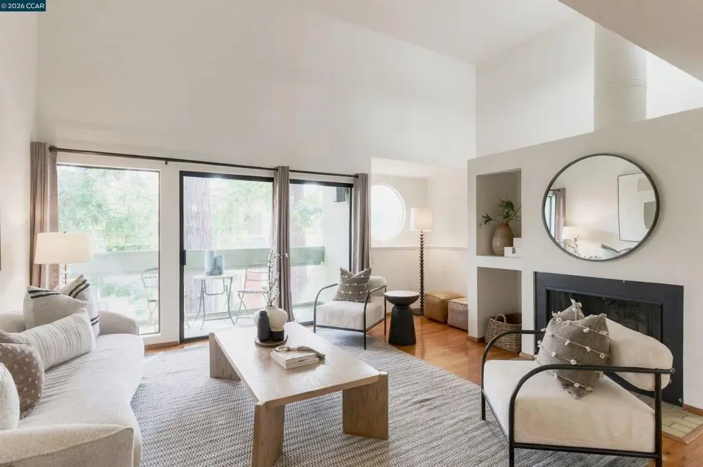190 Cleaveland Rd 7, Pleasant Hill, CA — listing photo 1