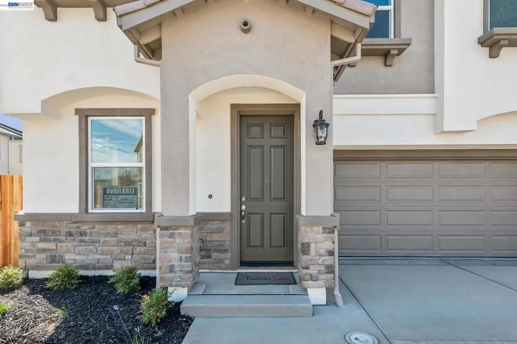 129 Creek View Cir, Fairfield, CA — listing photo 1