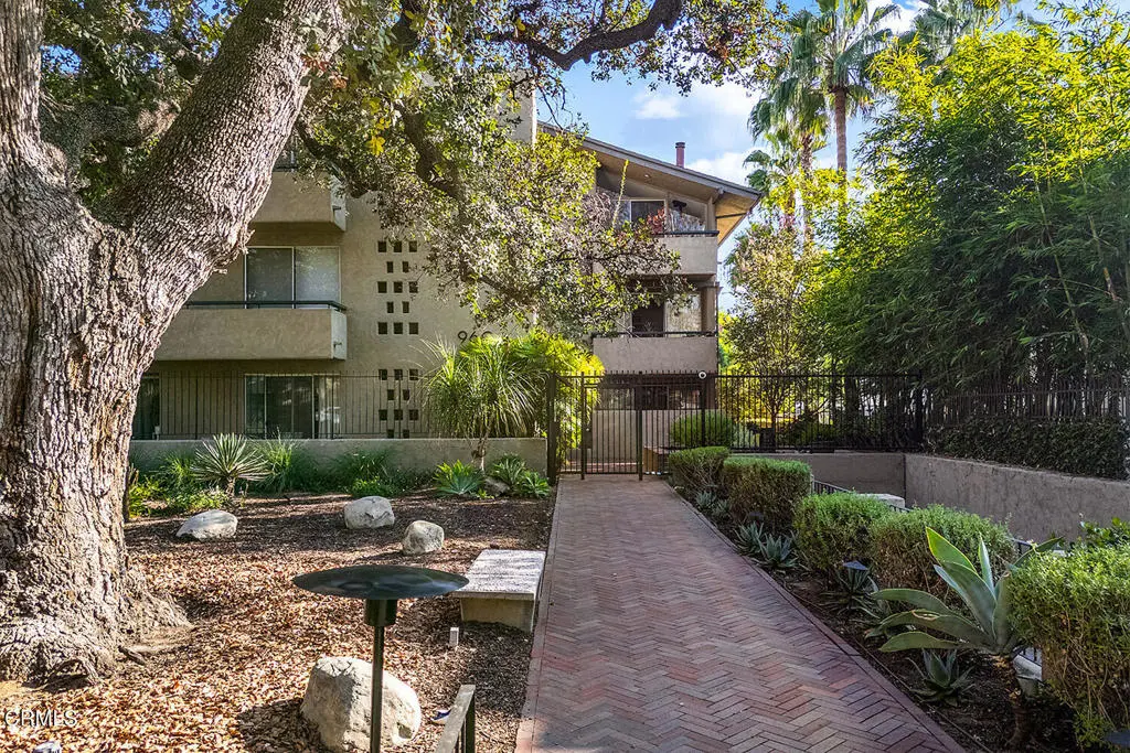 960 San Pasqual Street 110, Pasadena, CA — listing photo 1