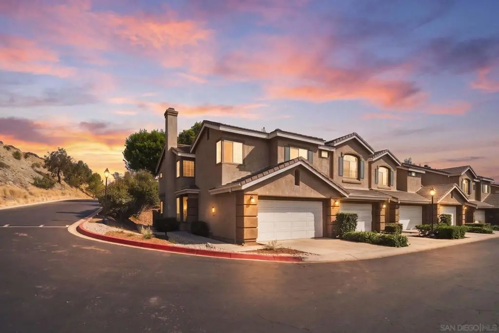 9525 Questa Pointe, San Diego, CA — listing photo 1