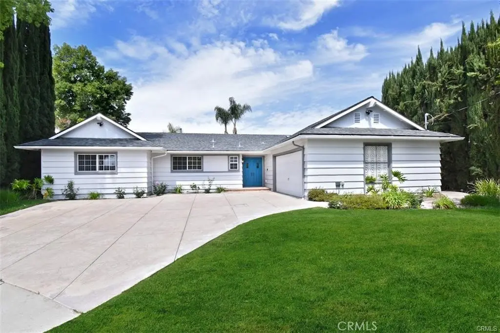 23937 Pentland Way, West Hills, CA — listing photo 1
