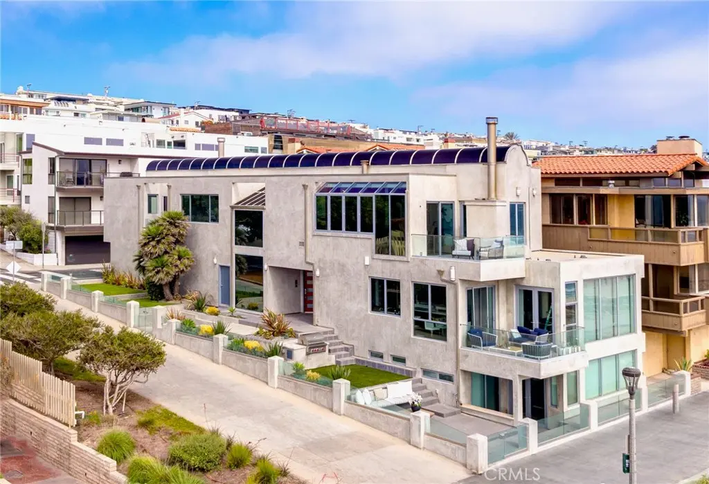 2522 The Strand, Manhattan Beach, CA — listing photo 1
