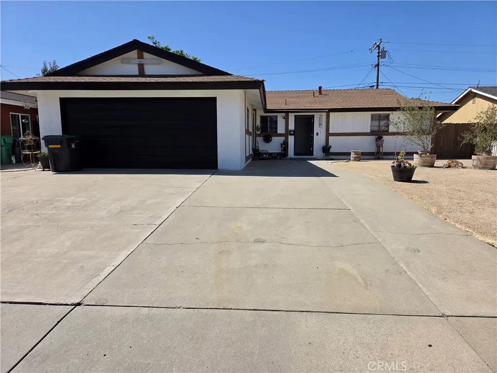 Residential Lease for rent at 1659 Concord Avenue, Santa Maria, Santa Barbara County, CA featuring 3 beds and 2 baths