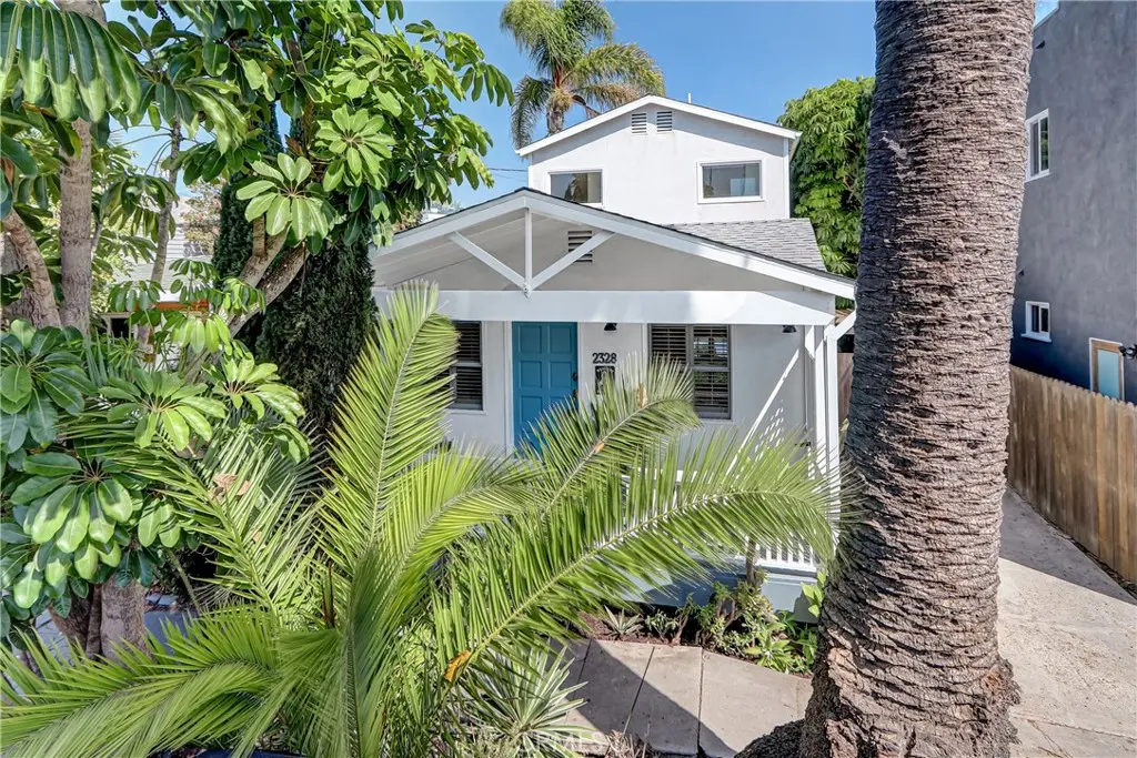 2328 Beach Avenue, Venice, CA — listing photo 1