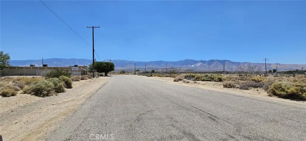 800 Oracle Rd., Lucerne Valley, CA — listing photo 1