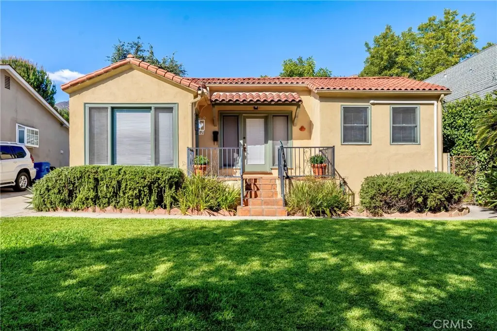 Single Family Residence for sale at 667 W Grandview, Sierra Madre, CA featuring 2 beds and 1 bath