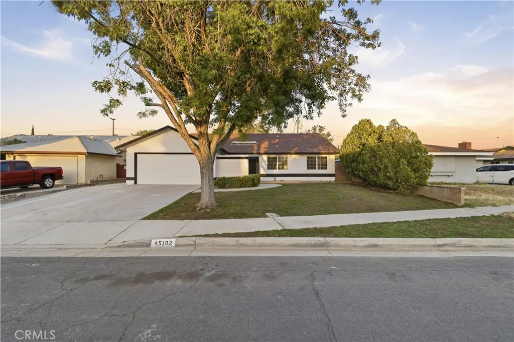 45102 Camolin Avenue, Lancaster, CA — listing photo 1