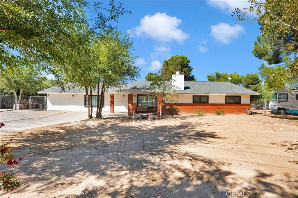 16326 Eucalyptus Street, Hesperia, CA — listing photo 1
