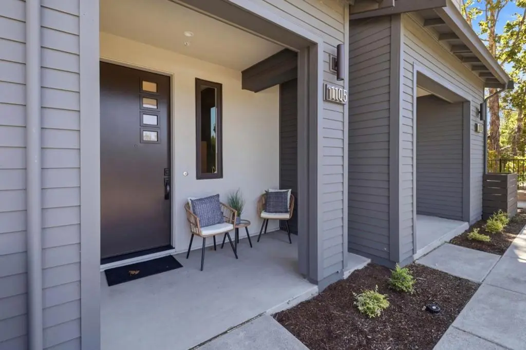 1105 Juana Court, Palo Alto, CA — listing photo 1