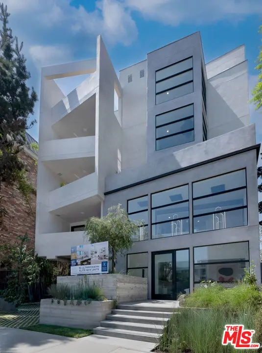 1361 Kelton Avenue 101, Los Angeles, CA — listing photo 1