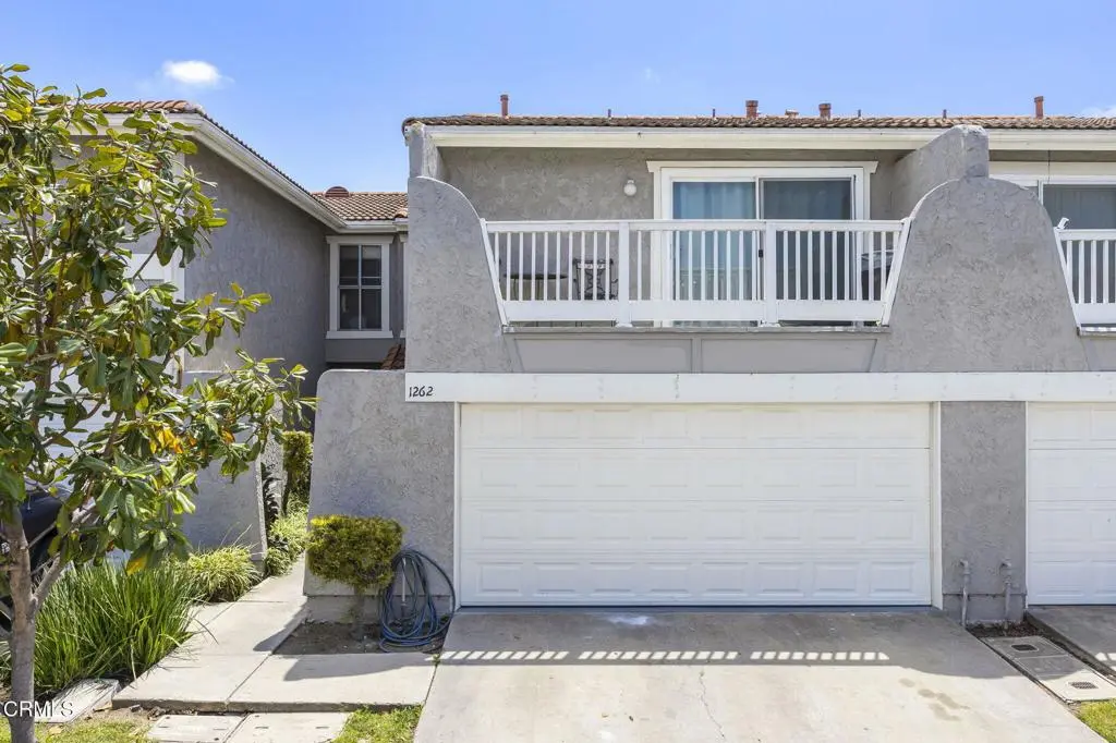 1262 Gina Drive, Oxnard, CA — listing photo 1