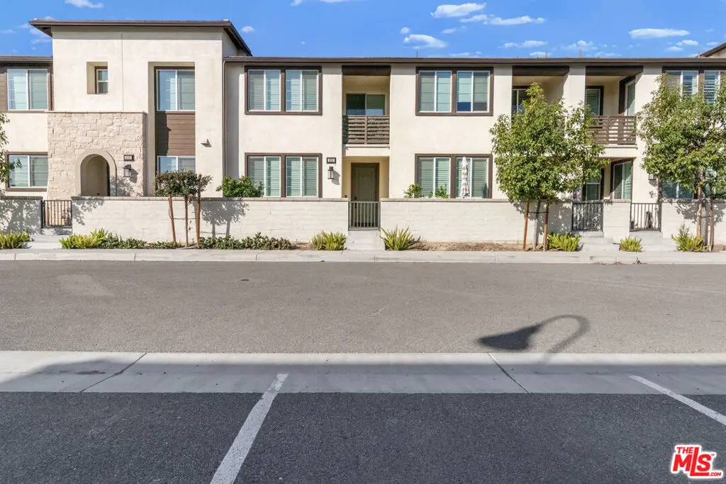 3970 S Oasis Paseo 222, Ontario, CA — listing photo 1