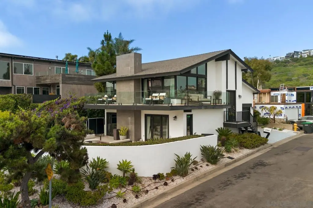 2568 Bonita Way, Laguna Beach, CA — listing photo 1