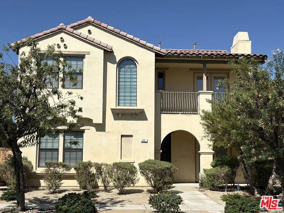 Single Family Residence for sale at 338 Via Napoli, Cathedral City, CA featuring 4 beds and 3 baths
