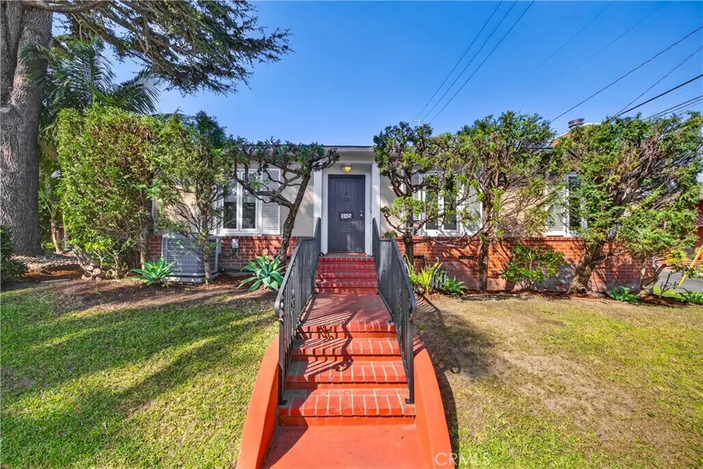 345 Park Avenue, Long Beach, CA — listing photo 1
