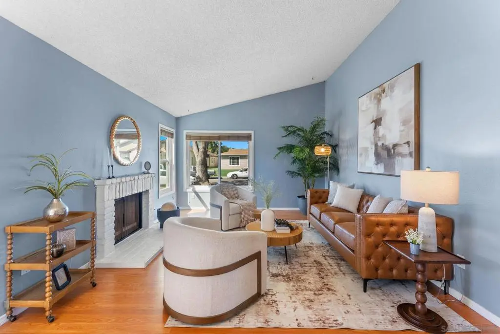 1679 Poesia, San Diego, CA — listing photo 1