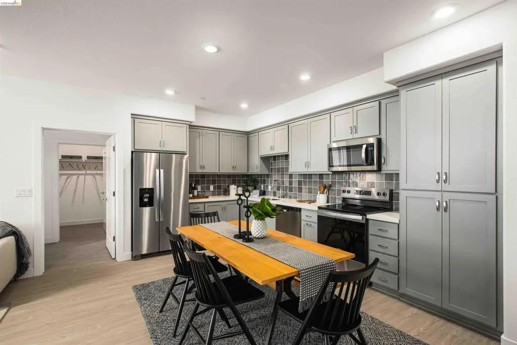 Condominium for sale at 500 Somi Ct 412, Hayward, CA featuring 2 beds and 2 baths