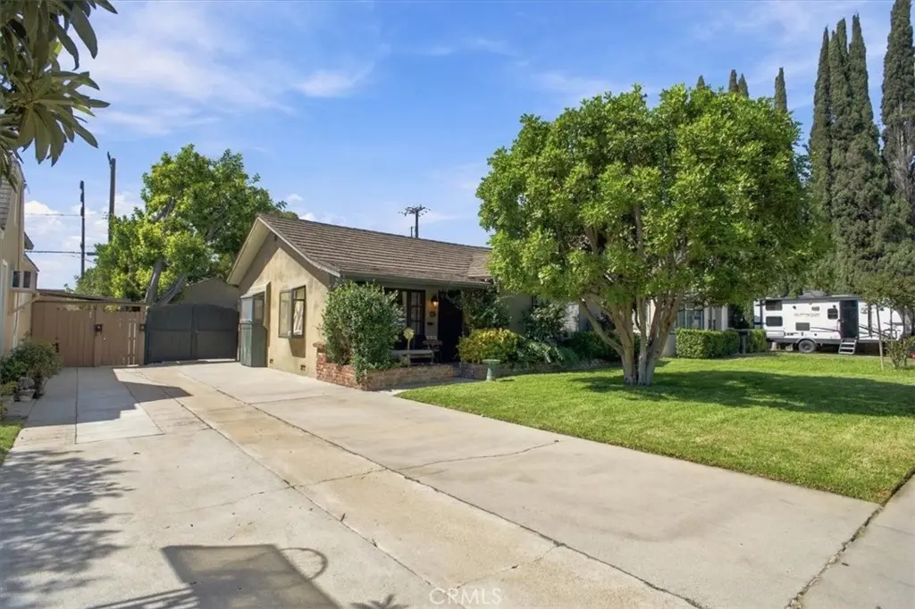 927 N Cordova, Burbank, CA — listing photo 1