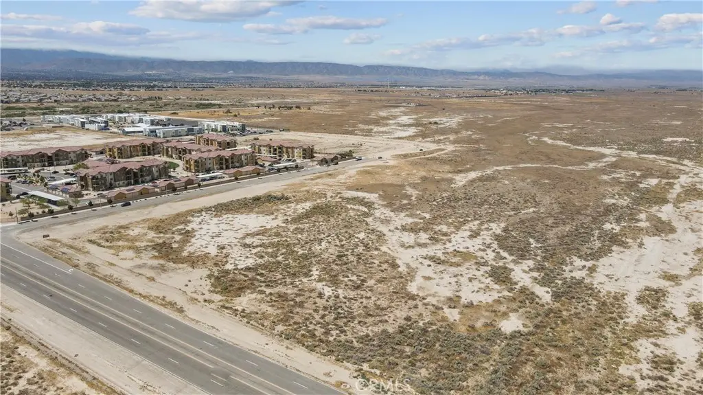 30 Avenue H, Lancaster, CA — listing photo 1