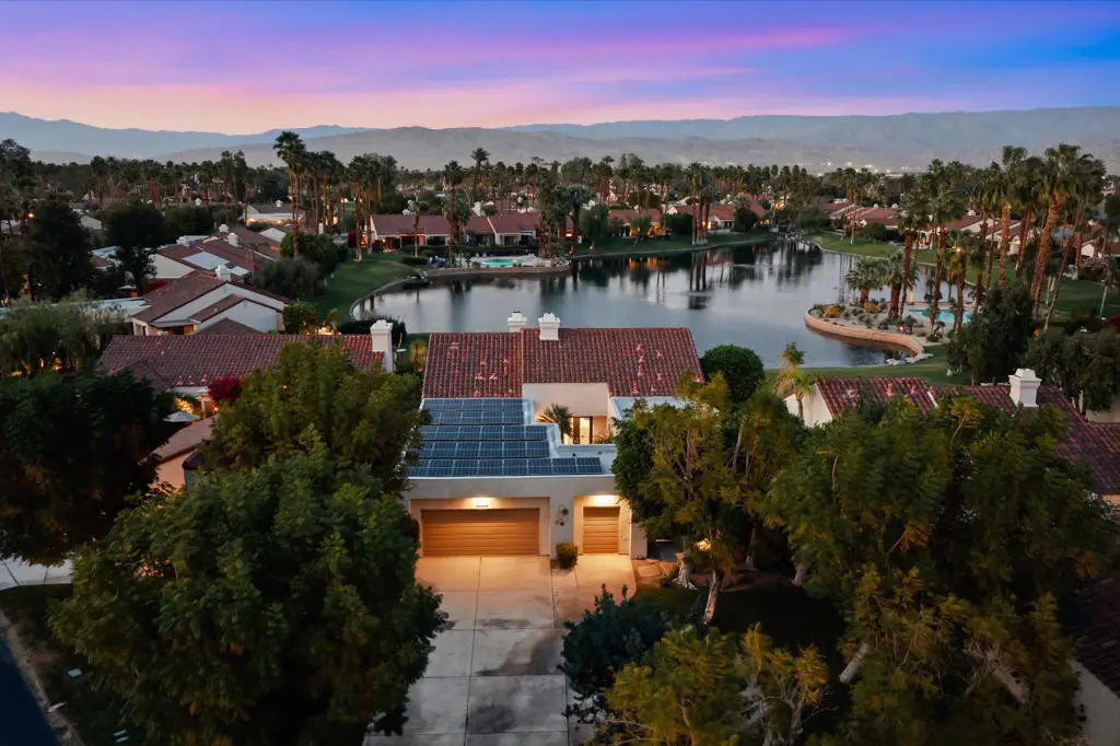 Condominium for rent at 10202 Sunningdale Drive, Rancho Mirage, CA featuring 3 beds and 3 baths