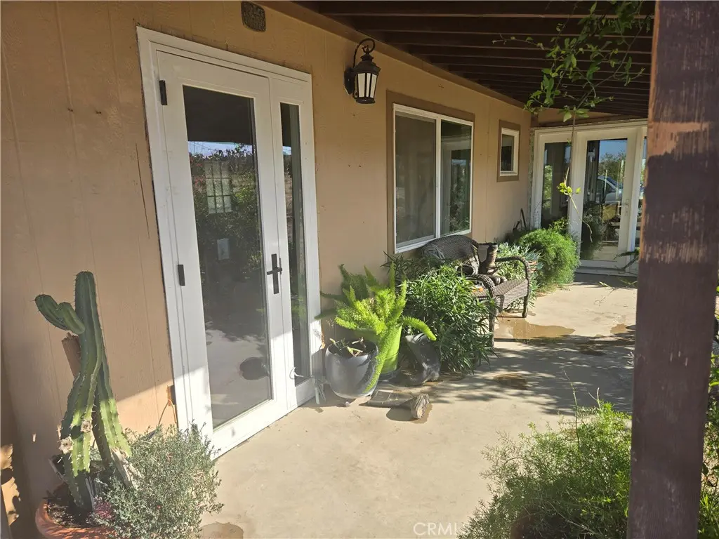 57345 Old Haggard Road, Yucca Valley, CA — listing photo 1