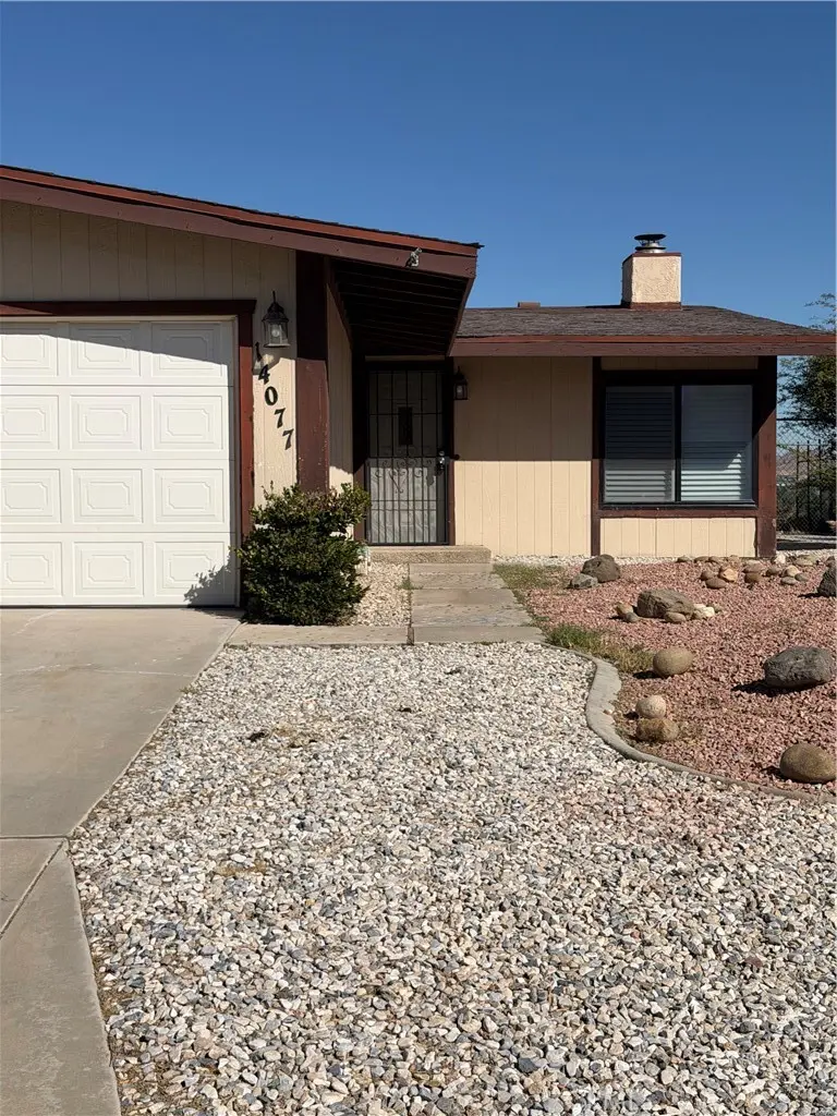 14077 Driftwood Dr, Victorville, CA — listing photo 1