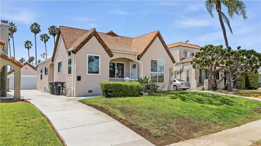 Single Family Residence for sale at 5513 S Mullen, Los Angeles, CA featuring 3 beds and 3 baths