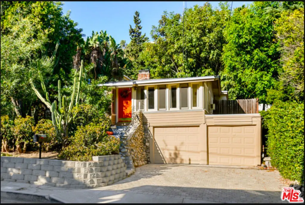 Single Family Residence for rent at 2121 Stanley Hills Drive, Los Angeles, CA featuring 2 beds and 2 baths