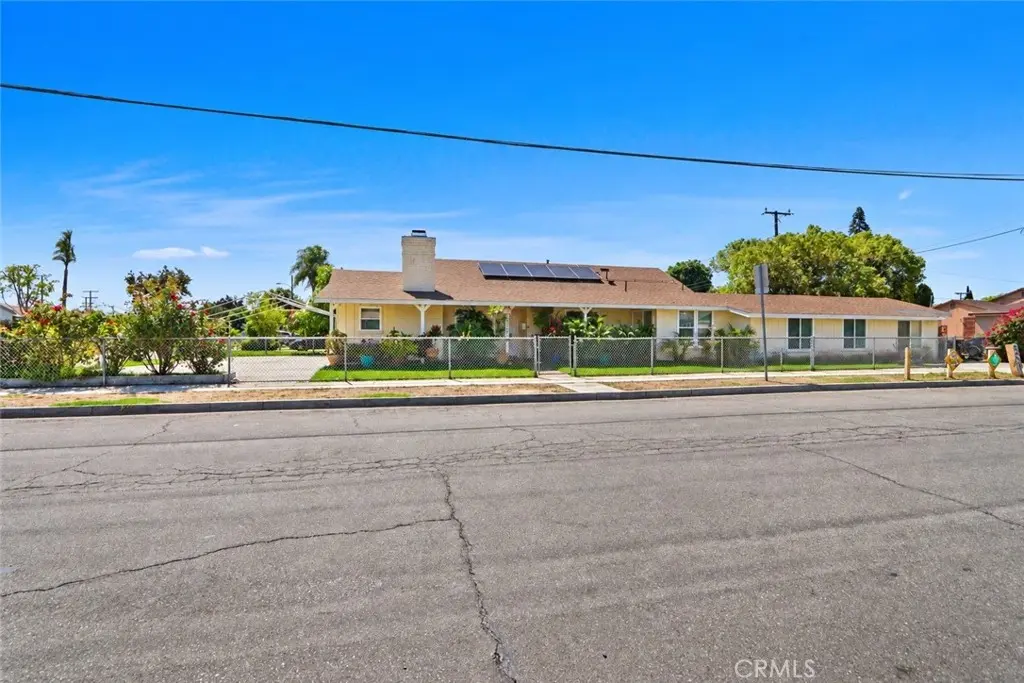 1220 E Caldwell St, Compton, CA — listing photo 1
