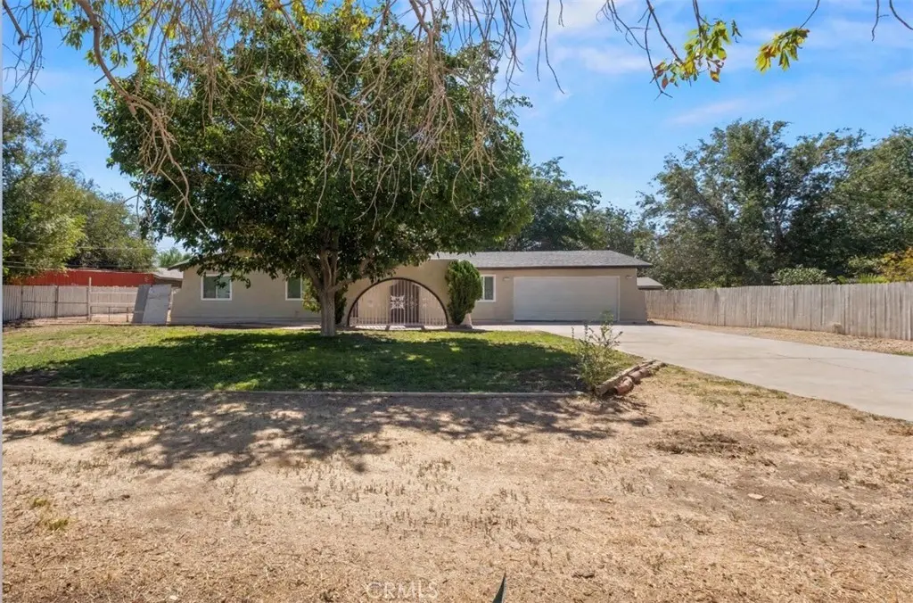 10204 E Avenue S, Littlerock, CA — listing photo 1