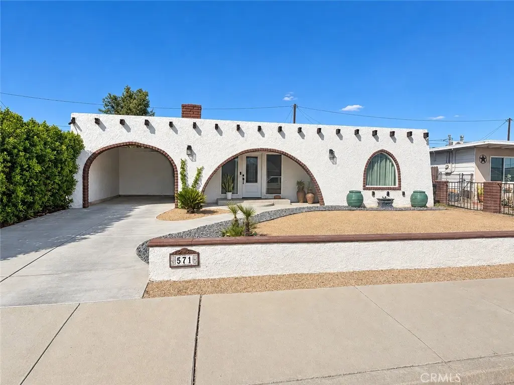571 Gray St, Colton, CA — listing photo 1