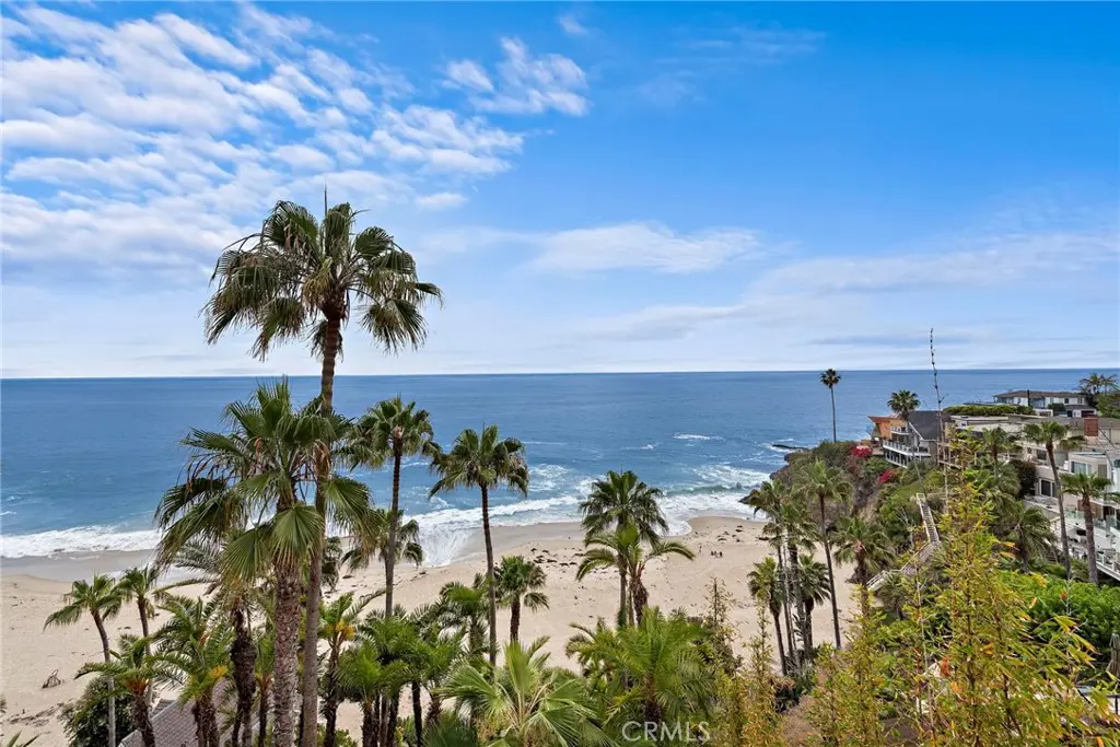 Single Family Residence for rent at 31925 S COAST Highway, Laguna Beach, CA featuring 4 beds and 4 baths