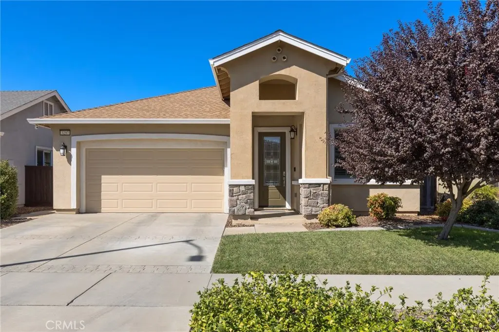 3297 Rogue River, Chico, CA — listing photo 1